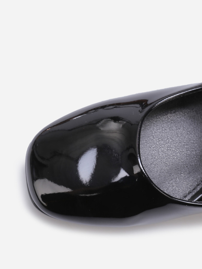 Escarpins babies vernies​ noirs