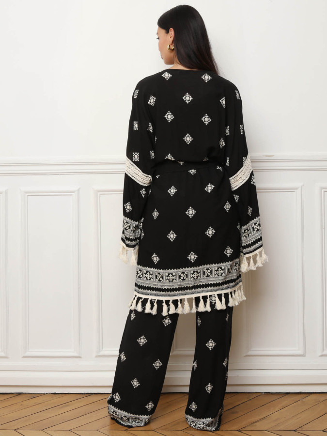 Kimono noir bohème à ceinture
