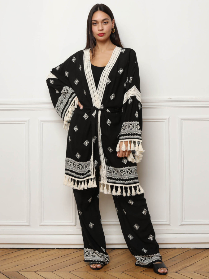 Kimono noir bohème à ceinture