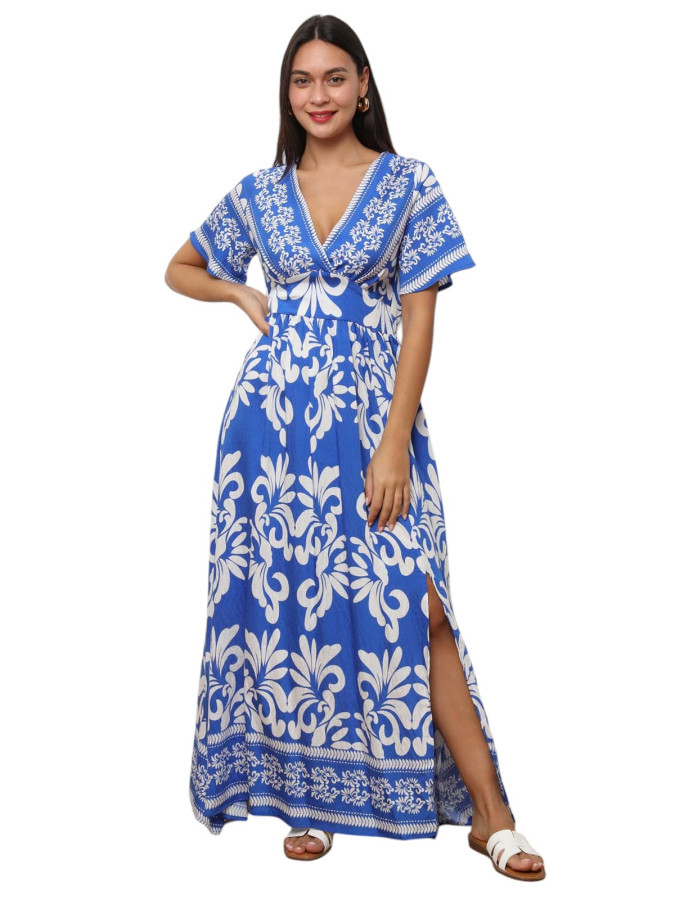 Robe longue à motifs bohèmes et fente bleue