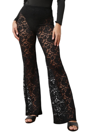 Pantalon noir évasé en dentelle
