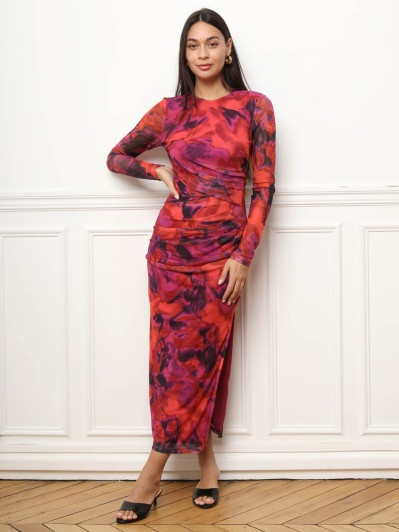 Robe longue fushia en tulle drapé