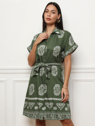 Robe chemise ceinturée à motifs bohèmes verte