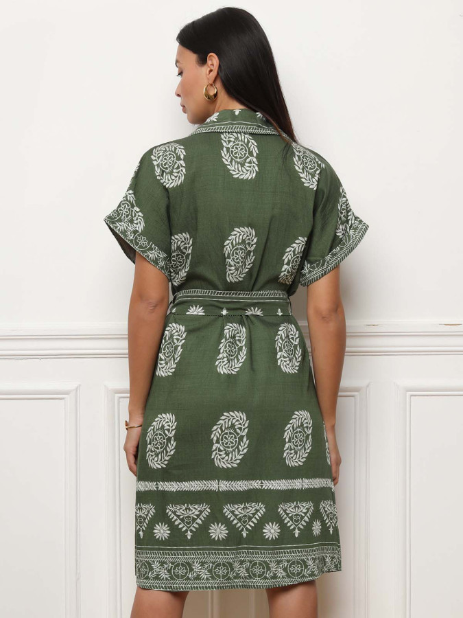 Robe chemise ceinturée à motifs bohèmes verte