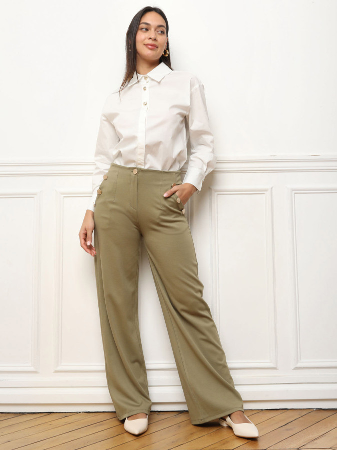 Pantalon large à boutons décoratifs kaki