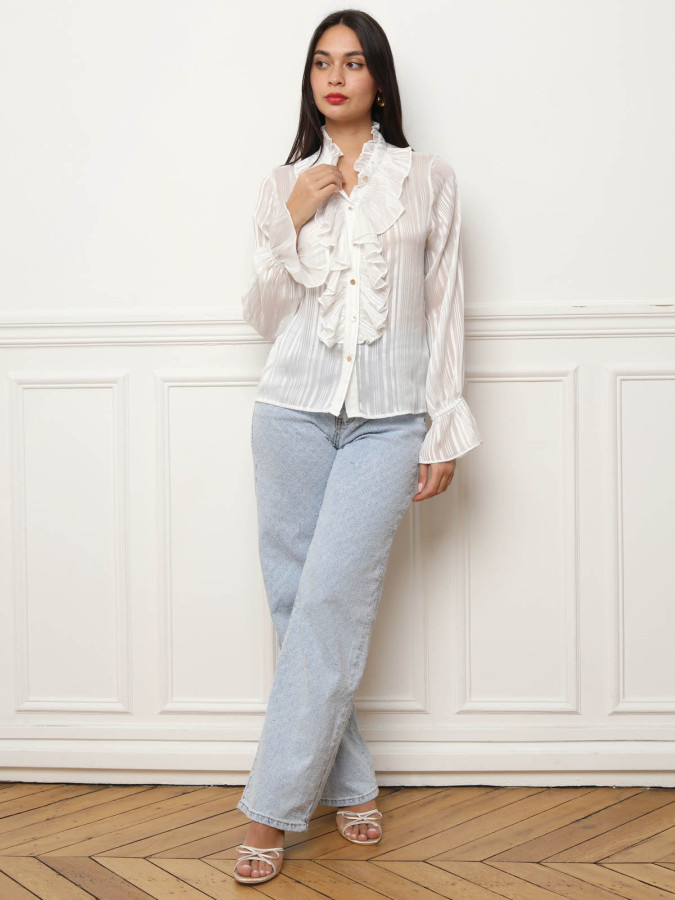 Chemisier blanc rayé transparent à manches évasées