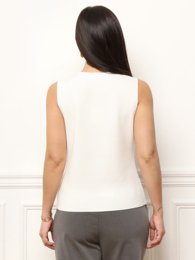 Top en maille à boutons dorés