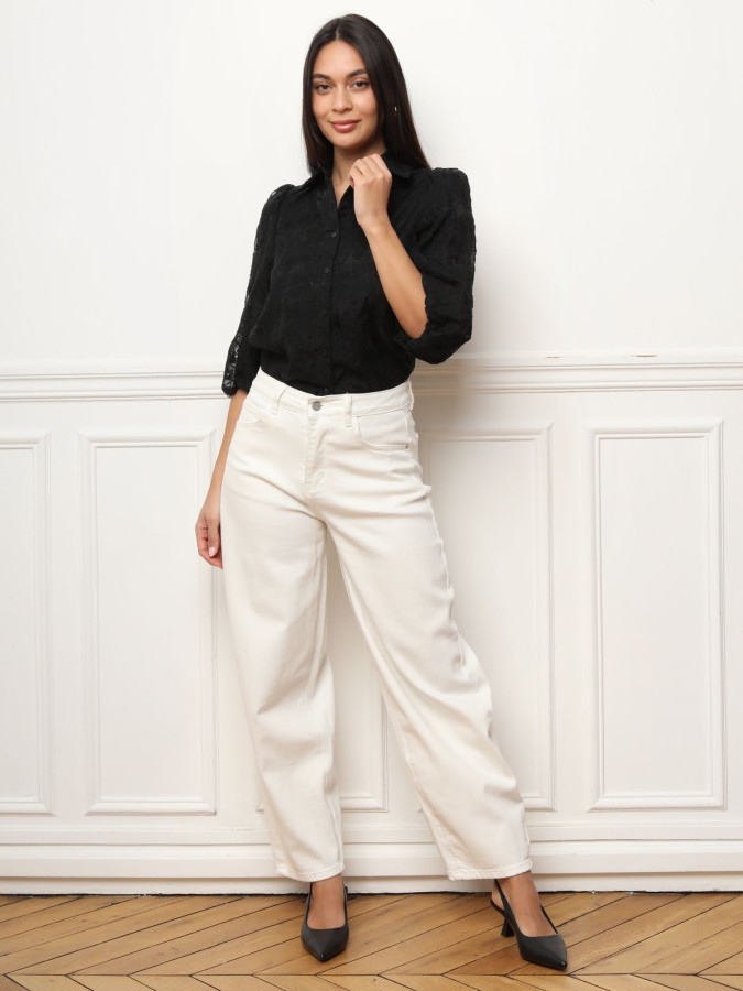 Chemise tulle brodée noire et manches bouffantes