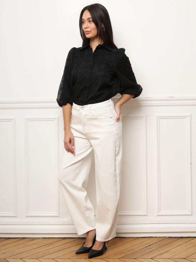 Chemise tulle brodée noire et manches bouffantes