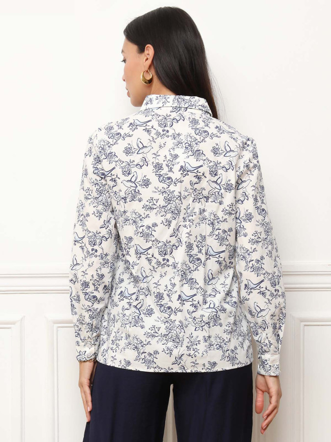 Chemise blanche à motifs fleurs romantiques