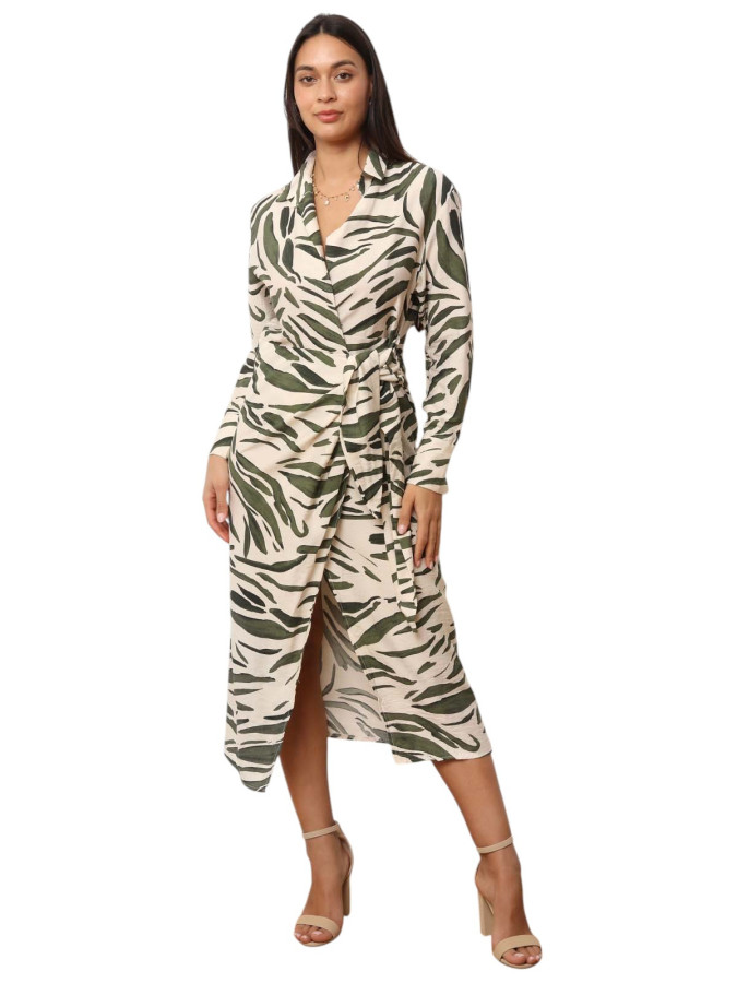 Robe zébrée beige et verte style kimono