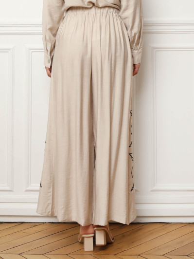 Pantalon palazzo beige à fleurs brodées