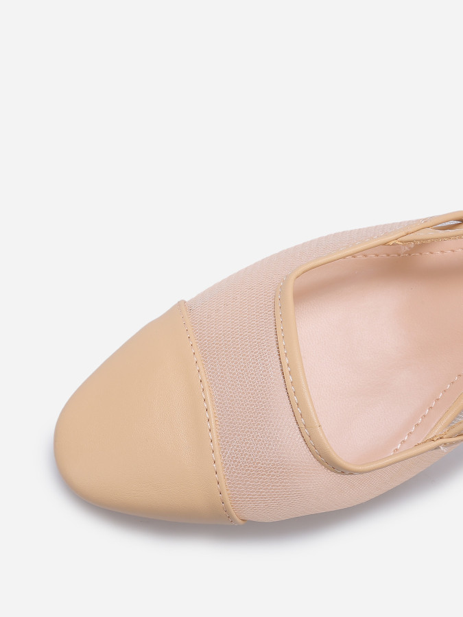 Slingback beige en simili cuir et résille
