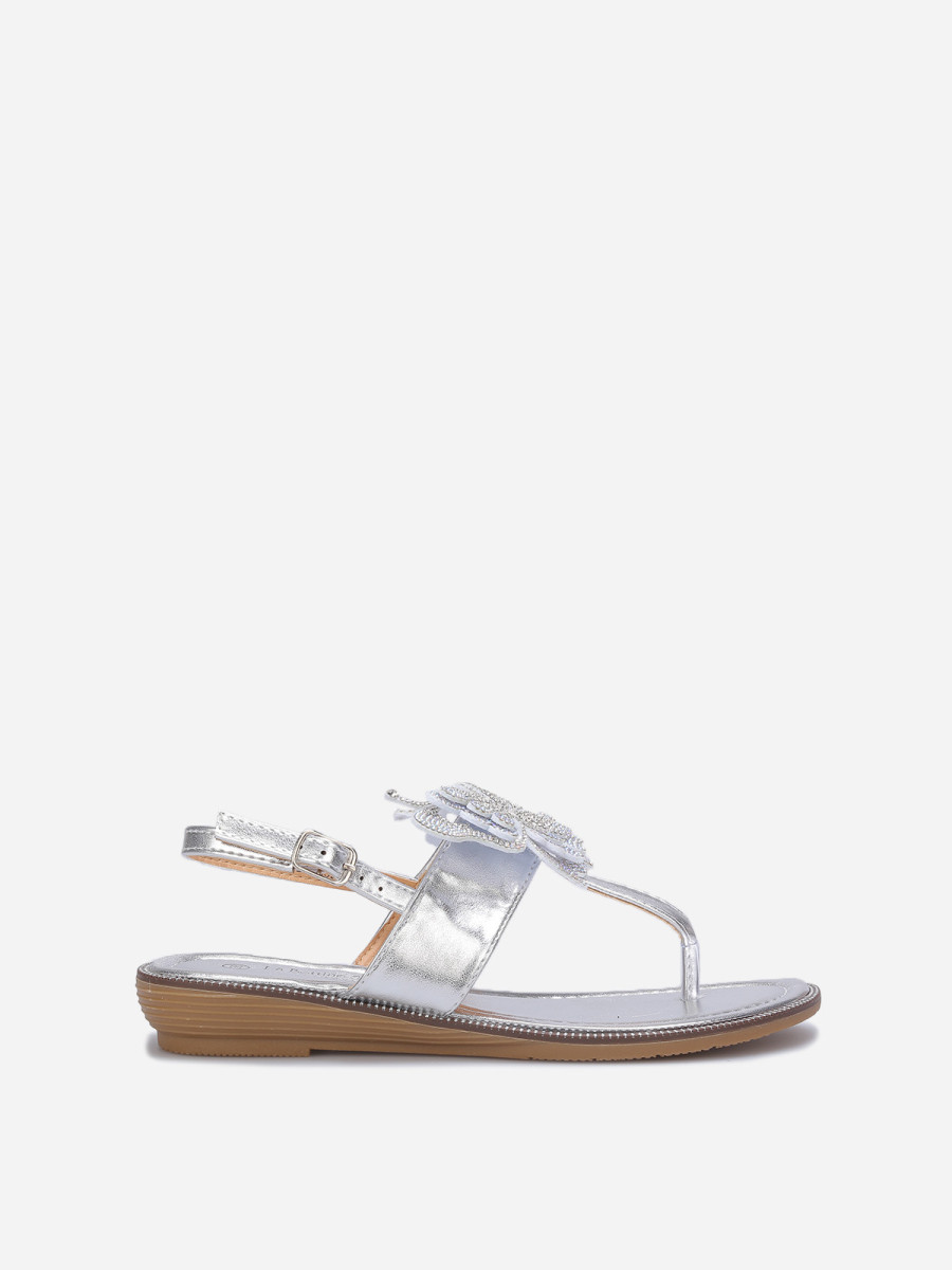 Sandales argentées avec détail papillon à strass