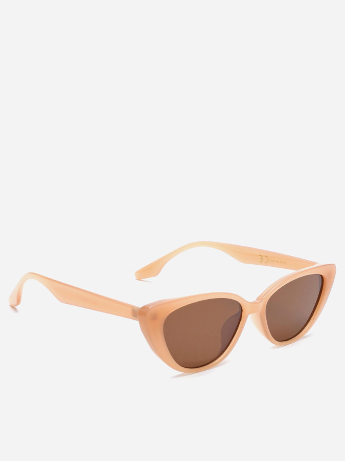 Lunettes de soleil oeil-de-chat nude