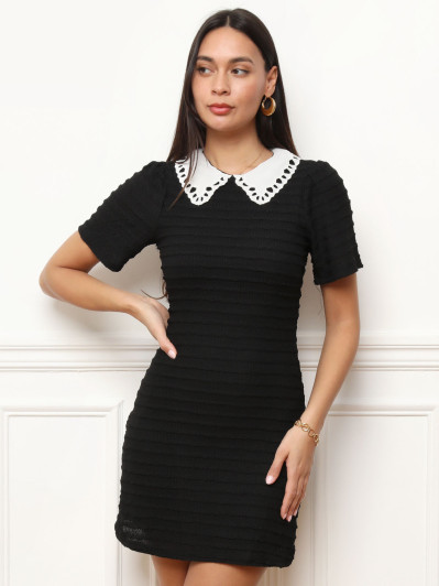Robe texturée noire à col claudine