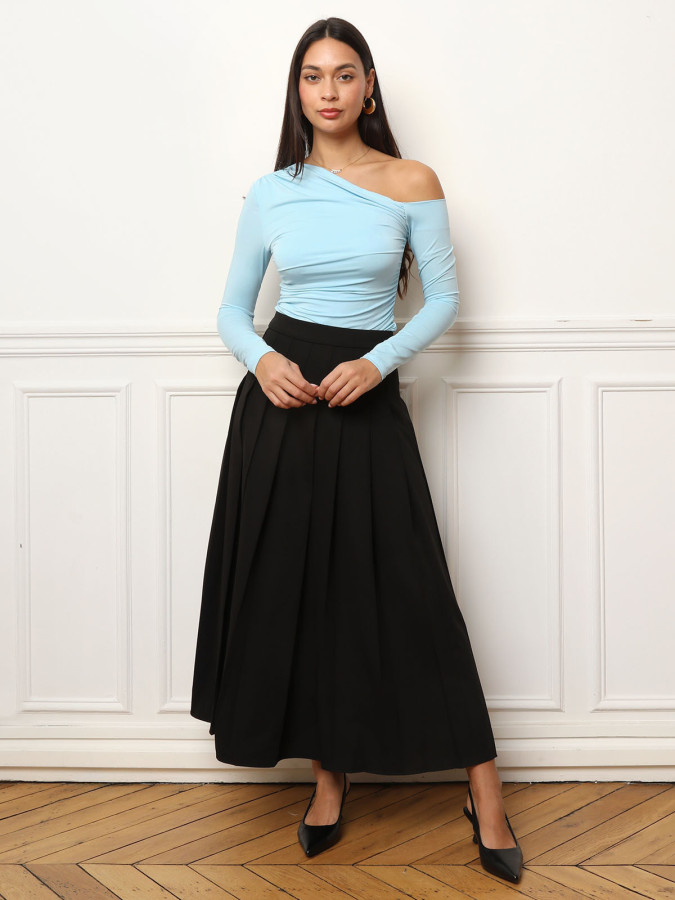 Top froncé et asymétrique bleu clair