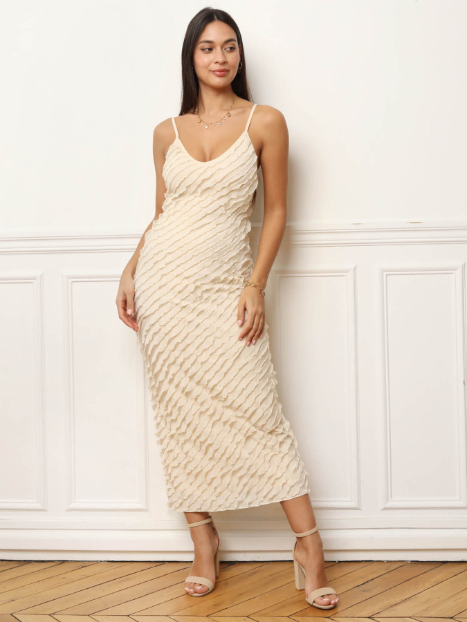 Robe longue écrue à mini volants