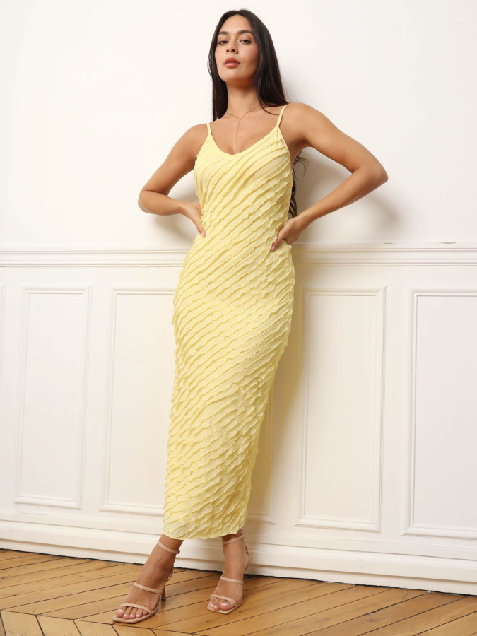 Robe longue jaune à mini volants