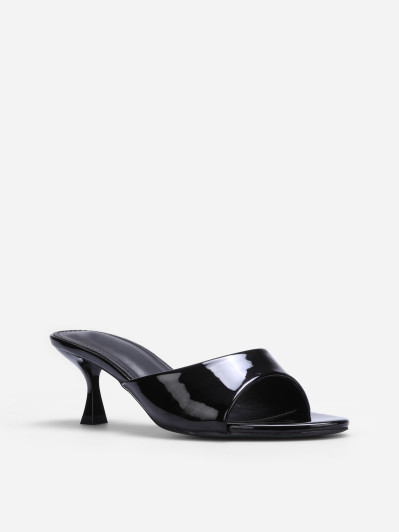 Mules vernies noires à talon bobine
