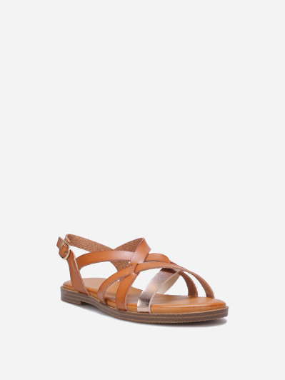Sandales plates à brides entrecroisées camel