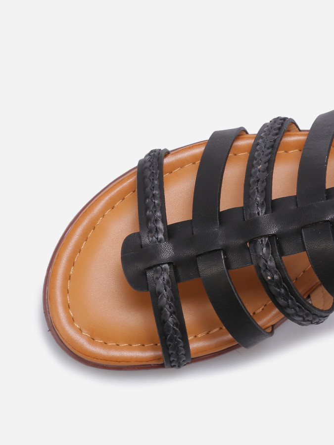 Sandales plates à brides tressées noires