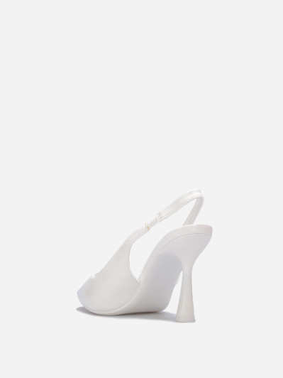 Escarpins vernis blancs à lanière et talon bobine