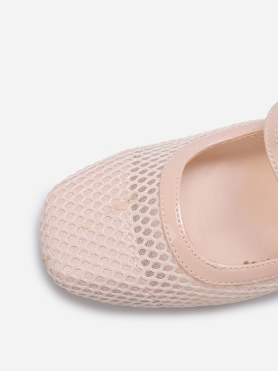 Slingback en résille beige à talon carré