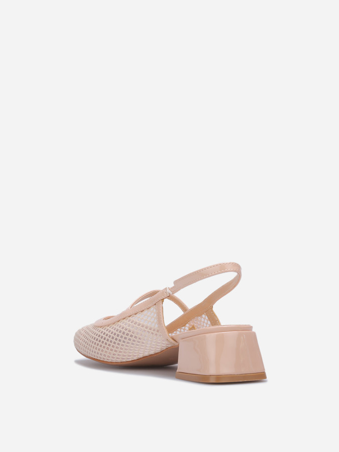 Slingback en résille beige à talon carré