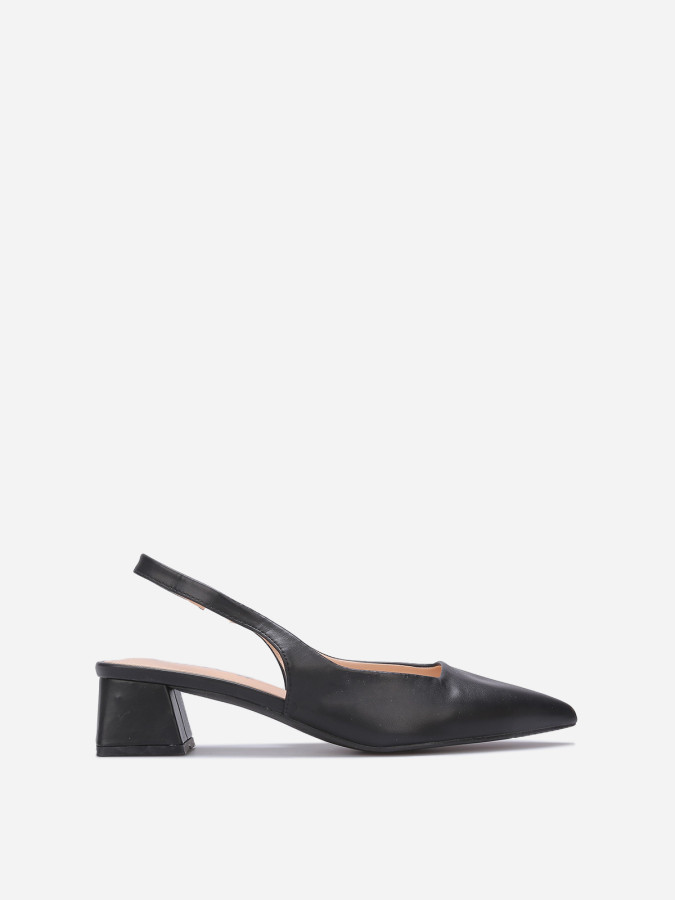 Escarpins slingback noir à petit talon carré