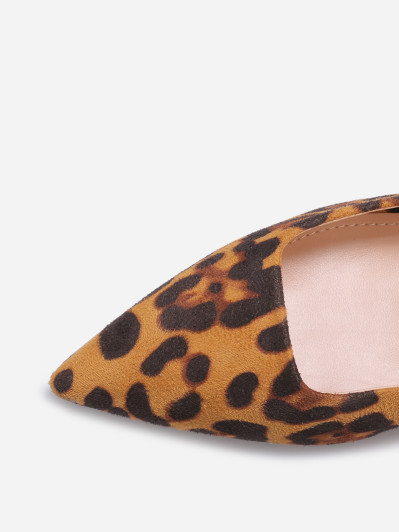 Escarpins slingback léopard à petit talon carré