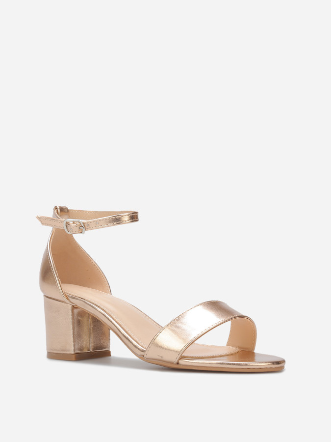 Sandales rose doré à talon carré