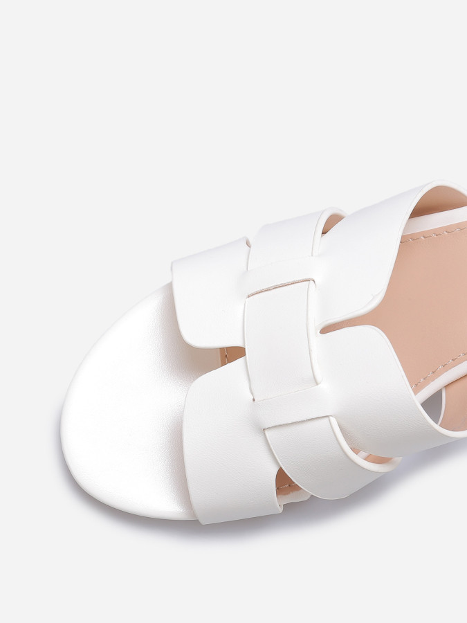 Mules à talon et brides entrecroisées