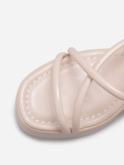 Sandales beiges à plateforme et lanières croisées