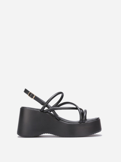 Sandales noires à plateforme et lanières croisées