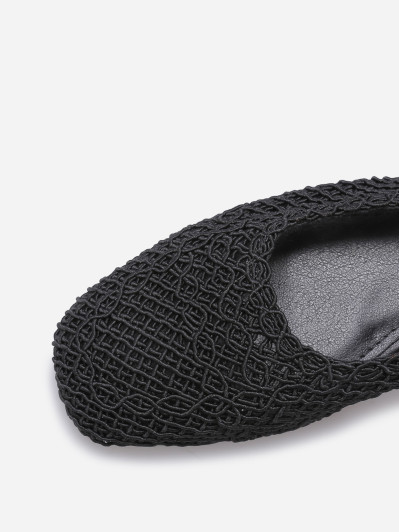 Ballerines slingback noires effet crochet