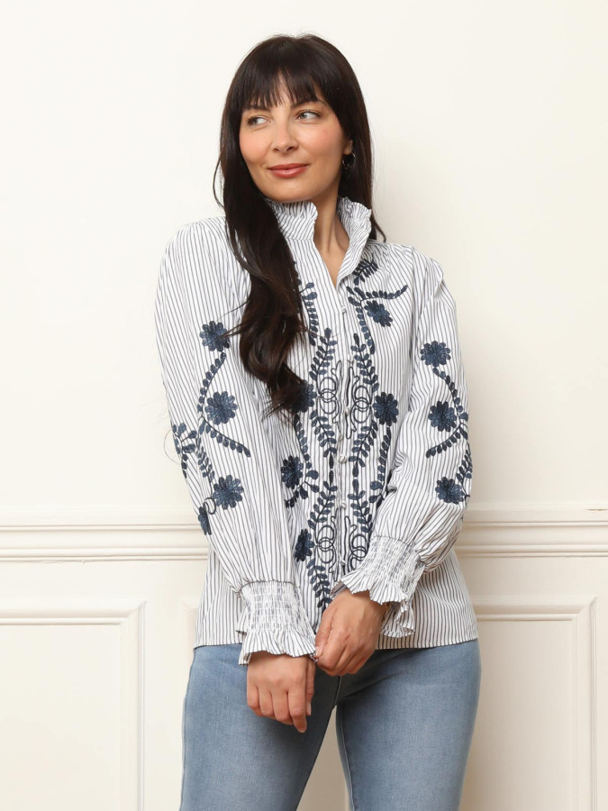 Chemisier à rayures et fleurs brodées bleue