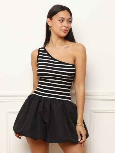 Robe asymétrique effet boule noire