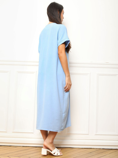 Robe mi-longue style tunique bleu clair