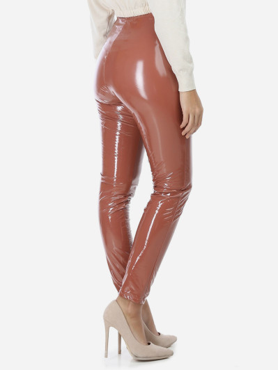 Pantalon en vinyle terre de sienne