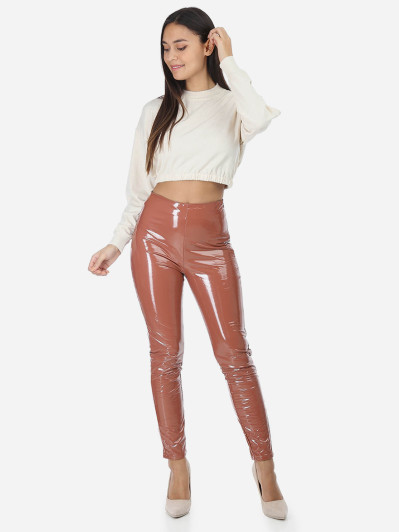 Pantalon en vinyle terre de sienne