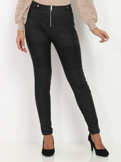 Pantalon skinny noir enduit et matelassé