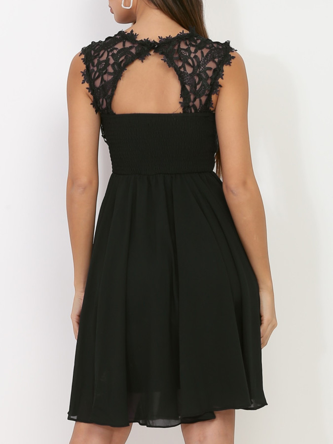 Robe à encolure dentelle grandes tailles