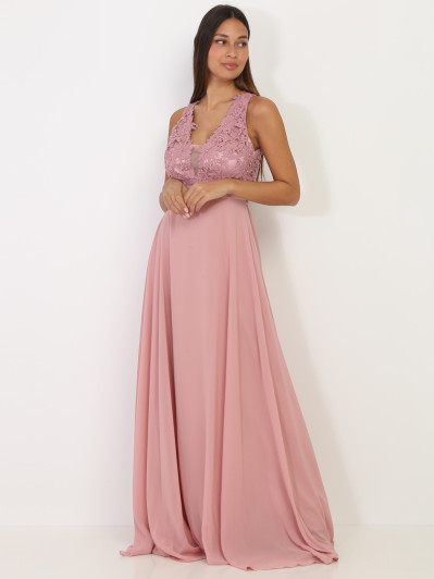 Robe longue à broderies fleuries