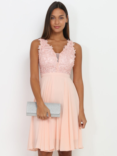 Robe rose patineuse à broderie grandes tailles