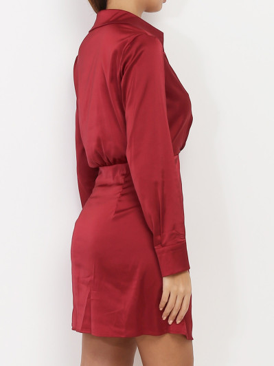 Robe satinée cache coeur à boutons