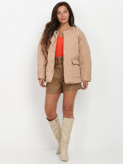 Veste matelassée camel ceinturée