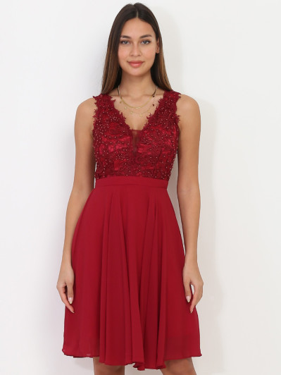 Robe à broderie et perles grandes tailles