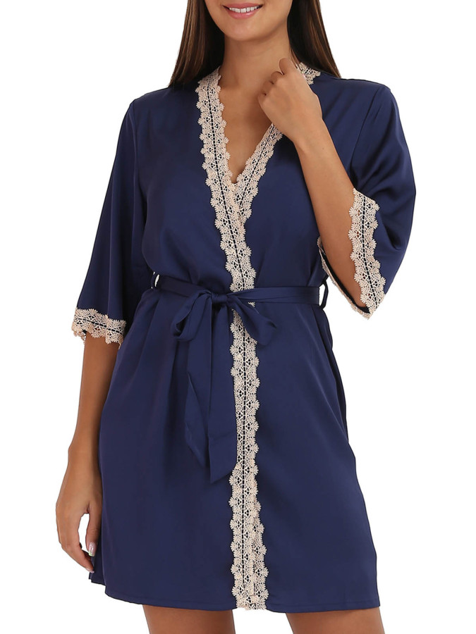 Ensemble nuisette et kimono à dentelle