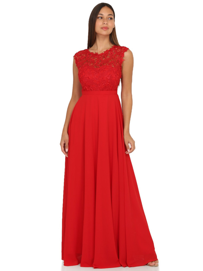 Robe longue rouge à dentelle